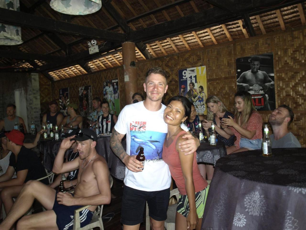 鲨鱼尾巴潜水中心酒店 Daanbantayan 外观 照片